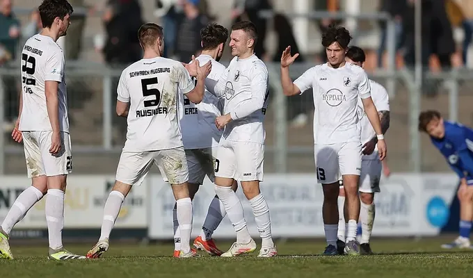 Auswärtssieg im Relegations-Hinspiel für die Ritter!