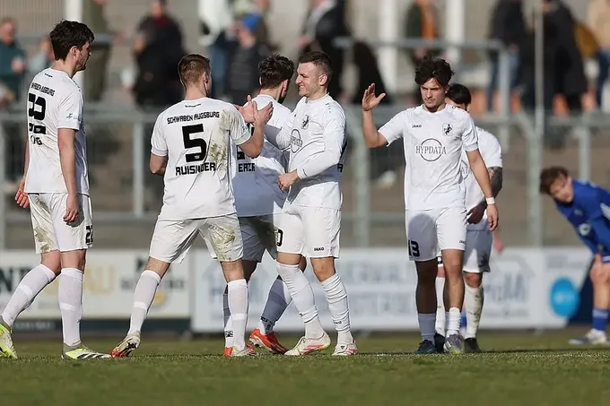 Hinspiel Relegation Schwaben - Julien Christ / sportfotgrafie