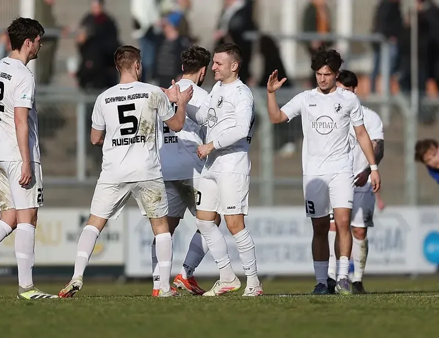 Auswärtssieg im Relegations-Hinspiel für die Ritter!
