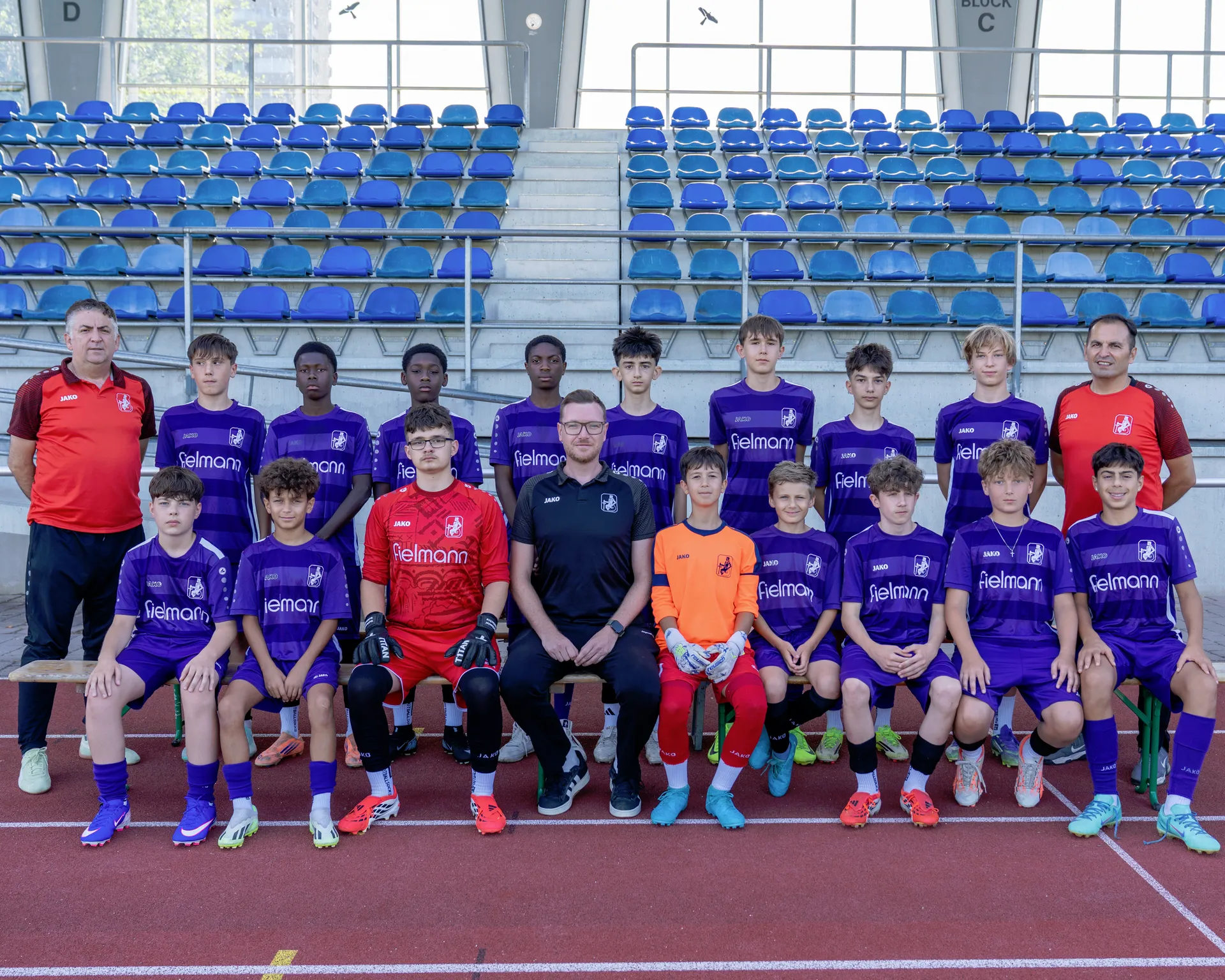 Mannschaftsfoto TSV Schwaben Augsburg U15-II